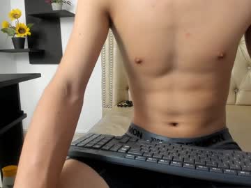 Бесплатный порно видеочат с парнем jeanram18